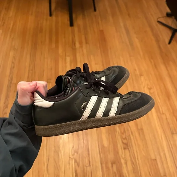 Adidas Sambas - Picture 1 of 6
